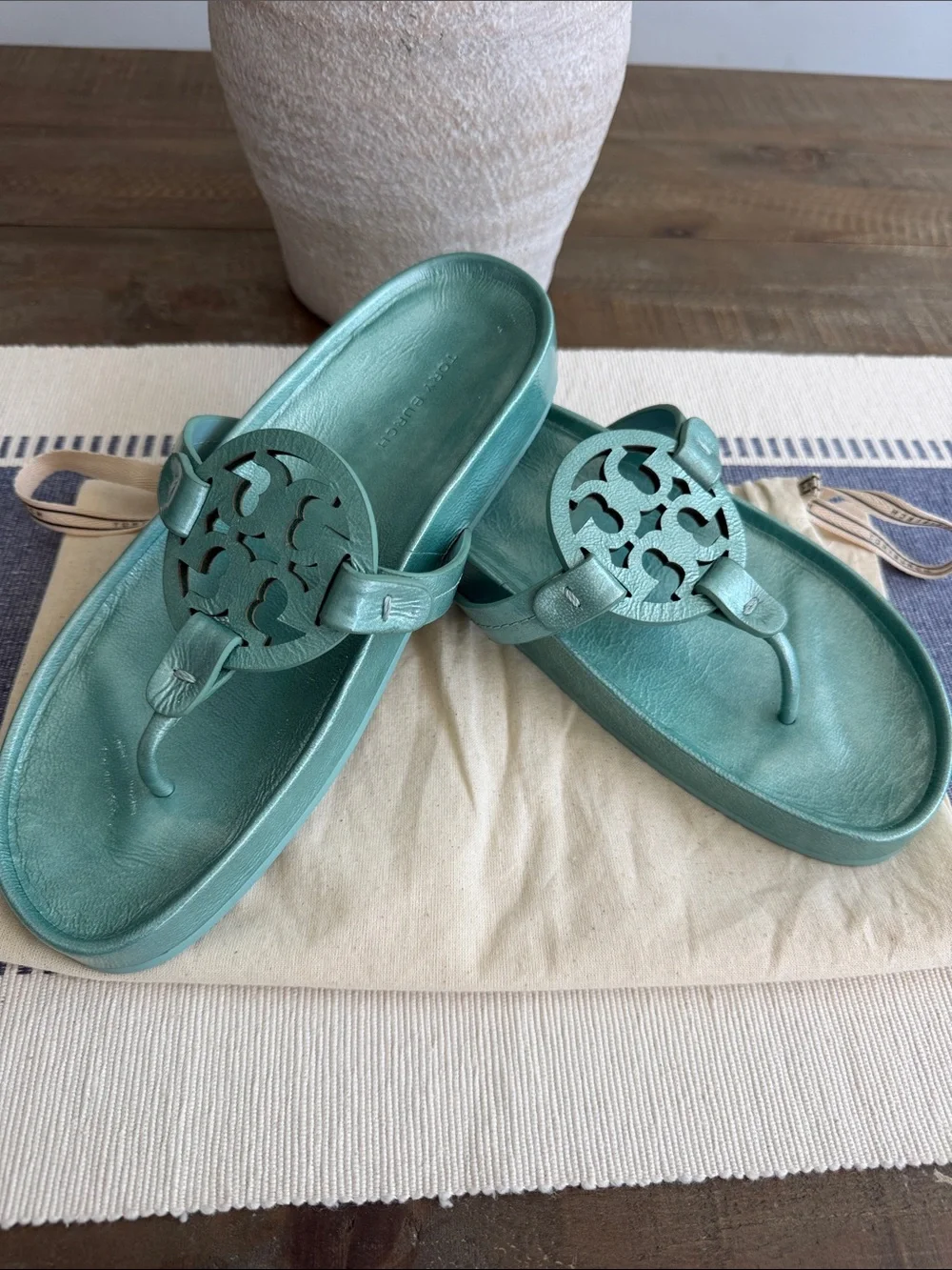 Tory Burch Miller Cloud Audrey Blue Leather Logo Thong Sandals